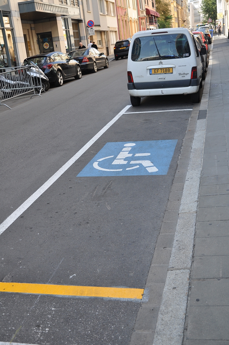 Parking rue jean l'aveugle