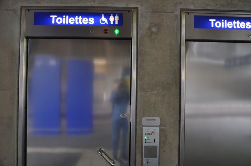 WC people with reduced mobility