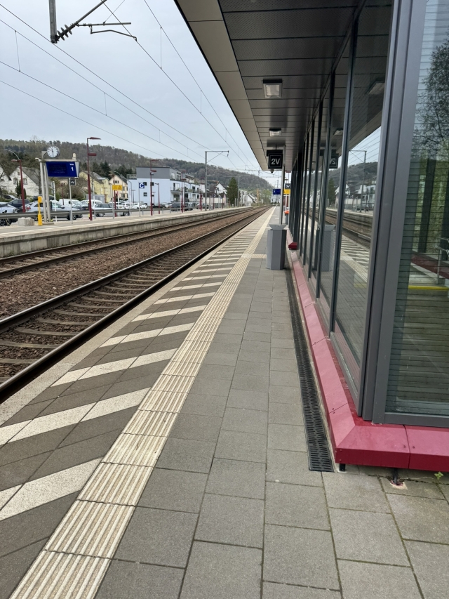 Vue de l'arrêt de train de Lorentzweiler